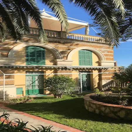 Gemuetliches Fuer 2 In Porto アパート