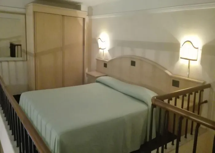 Appartement Gemuetliches Fuer 2 In Porto Porto Maurizio